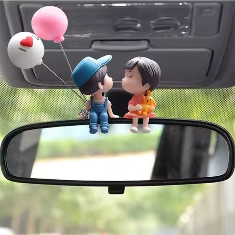 Accesorios de decoración de coche para parejas de dibujos animados, figuritas románticas, adorno de globo, accesorios para salpicadero Interior de coche, regalos
