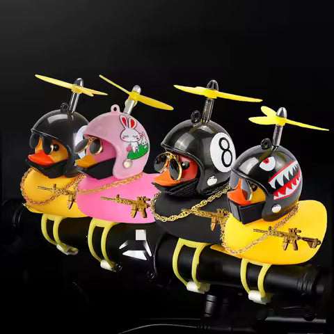 Pato de goma, adornos para coche de juguete, pato amarillo, decoraciones para salpicadero de coche, bocinas de bicicleta de pato para apretar con casco de hélice de pistola dorada