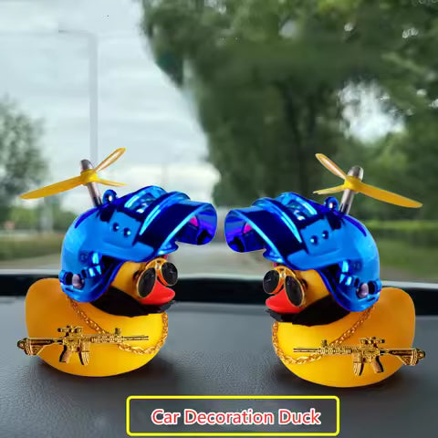 Coche lindo pequeño pato amarillo con casco hélice rompevientos ondas con pistola de juguete pato bicicleta motocicleta accesorios para automóviles